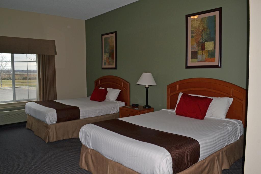 Paola Inn And Suites חדר תמונה